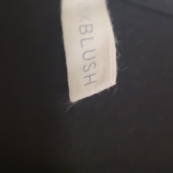 Plus Size Maternity Mini Dress by Pink Blush; Black and Gold size 3X - Picture 6 of 6